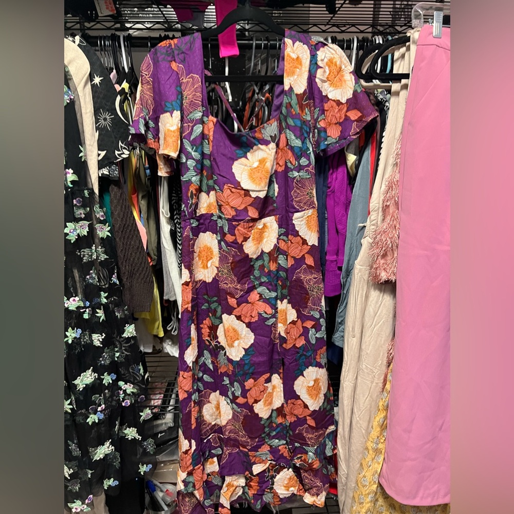 NWT Band Of The Free Aimee Purple Floral Puff Sleeve, MED - Picture 7 of 8